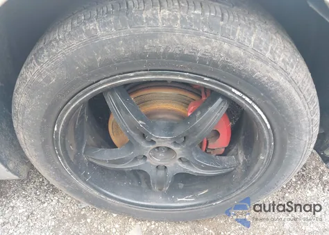 2006 Toyota Camry Le z USA, uszkodzony, nr VIN 4T1BE32K26U152109